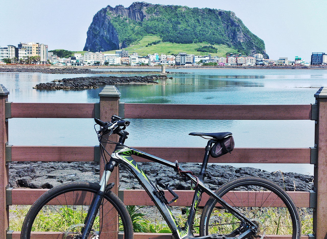 Cycling the Jeju Fantasy Bike Path, South Korea
